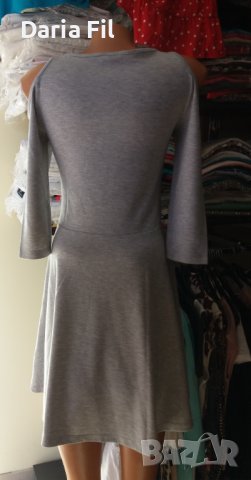 Сива рокля с отворени рамене и 7/8 дължина на ръкава , снимка 2 - Рокли - 38389043