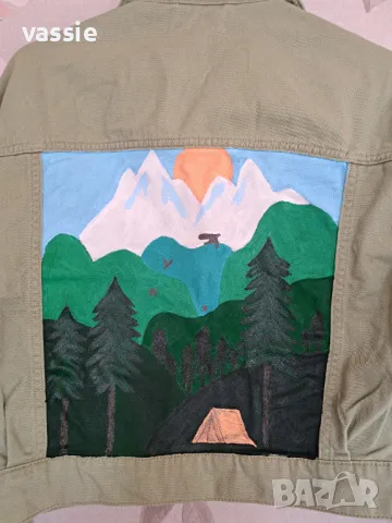 Ръчно рисувано дънково яке, снимка 3 - Якета - 47652882