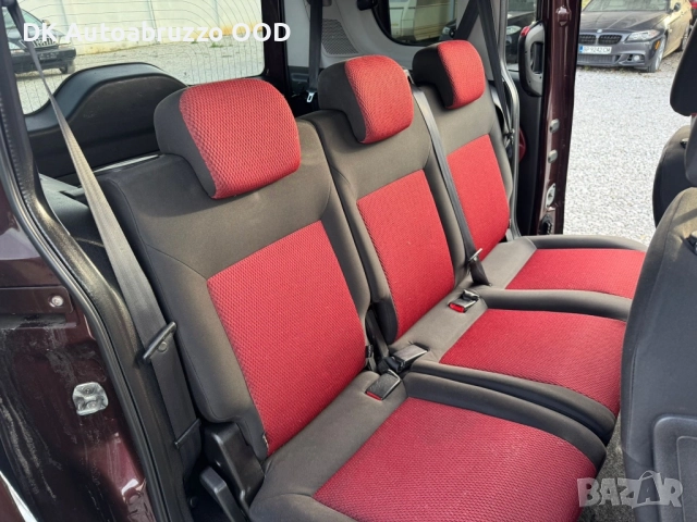 Fiat Doblo 1,6mjt 7 места, снимка 9 - Автомобили и джипове - 52839954