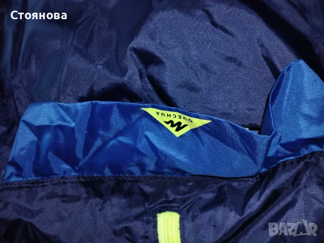 Продавам оригинално туристически якета Quechua MH100 от Decathlon размер 123-140,нови, снимка 3 - Детски якета и елеци - 56150949