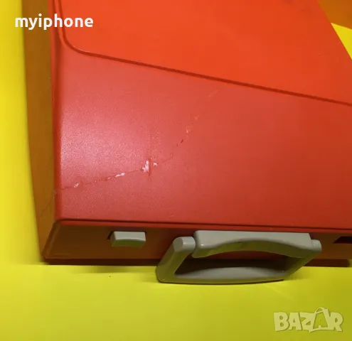 Пишеща Машина Royal обслужена Латиница Qwertz Топ Състояние, снимка 8 - Антикварни и старинни предмети - 48242253