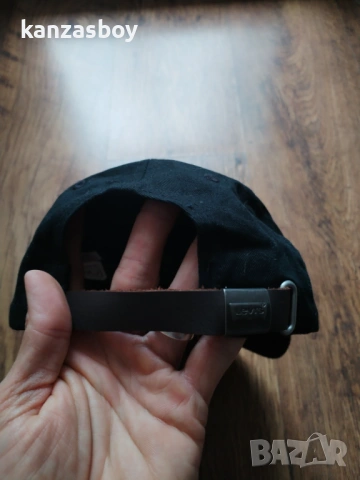 levis - страхотна мъжка шапка 58см., снимка 7 - Шапки - 54358657