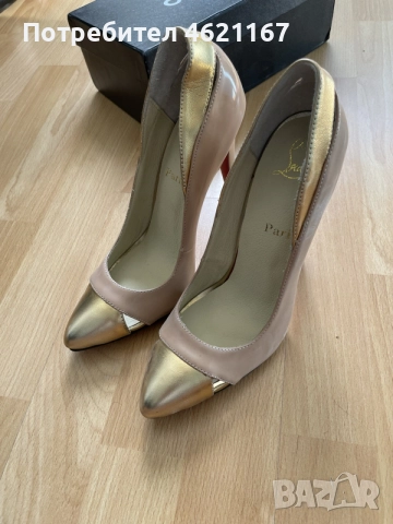 Обувки Christian Louboutin, снимка 2 - Дамски обувки на ток - 55940666