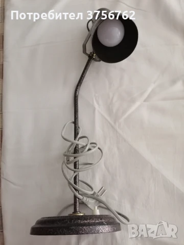 Продавам почти нова настолна лампа , снимка 3 - Настолни лампи - 50770022