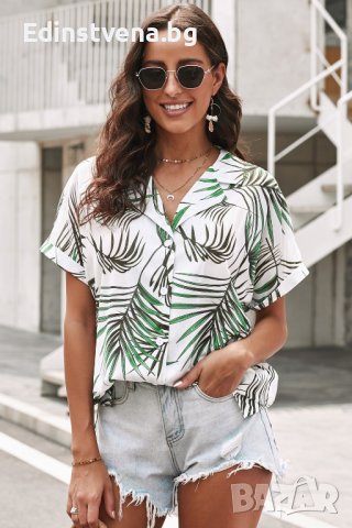 Дамска риза с къс ръкав и тропически принт, снимка 1 - Ризи - 40518129