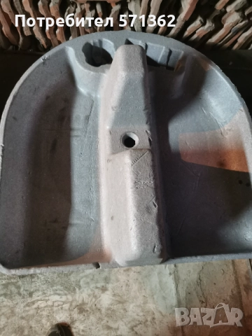 Леген за багажник за Дачия Дъстър 