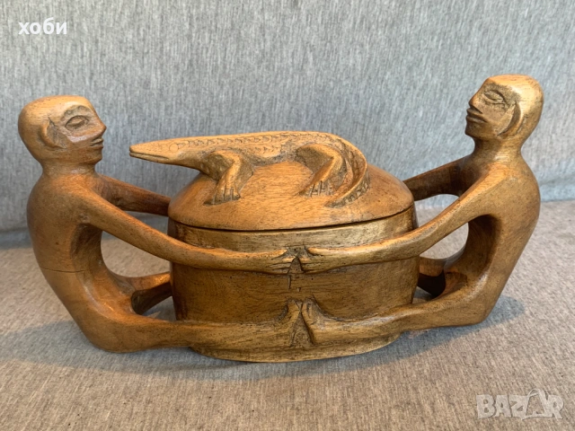 дървена фигура добра изработка 