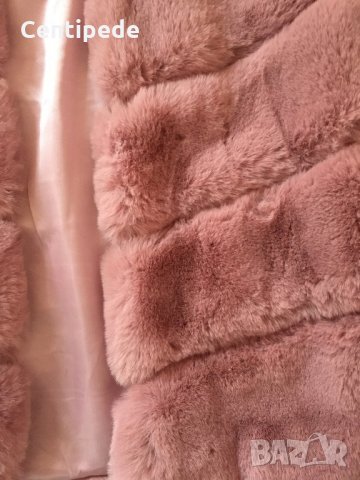 Елек от еко косъм с качулка , снимка 2 - Елеци - 30257194