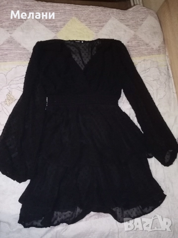 черна рокля 