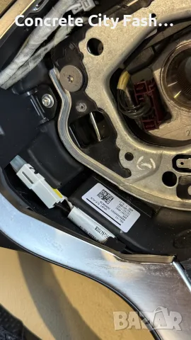 Mercedes волан от GLE, снимка 3 - Части - 55829216