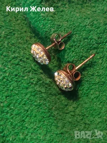 НЕЖНИ КЛАСИЧЕСКИ МОДЕЛ СРЕБЪРНИ ОБЕЧКИ СРЕБРО 925 ОБЕЦИ с ИСКРЯЩИ ЦИРКОНИ В/у БЯЛ ЕМАЙЛ 47476, снимка 11 - Обеци - 49122375