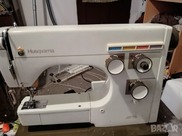 Шевна машина Хускварна 