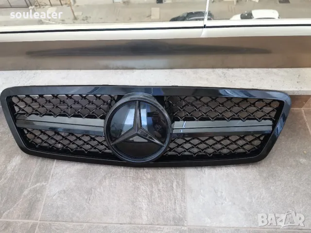 Решетка/маска с емблема тип AMG за Mercedes W203