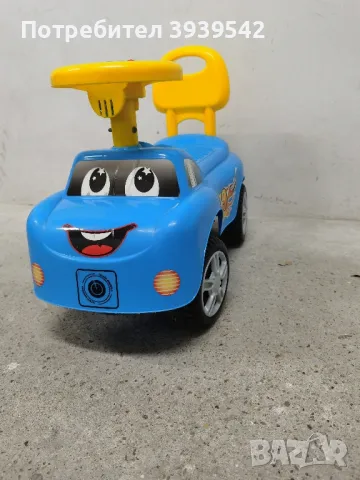 Детска кола за бутане с крачета. 