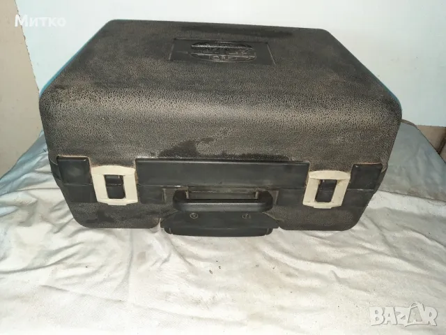 Пластмасов куфар за инструменти с разтегателна дръжка, снимка 6 - Куфари с инструменти - 48283179