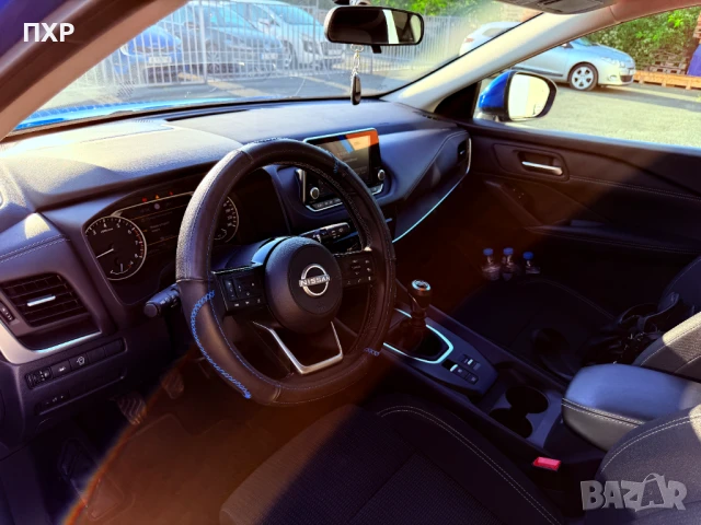 Nissan Qashqai 1.3 DIG-T, снимка 5 - Автомобили и джипове - 49600358