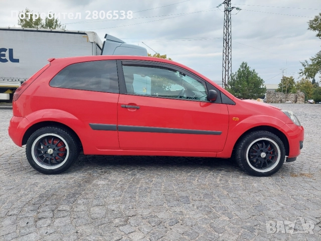 форд фиеста , снимка 6 - Автомобили и джипове - 52042568