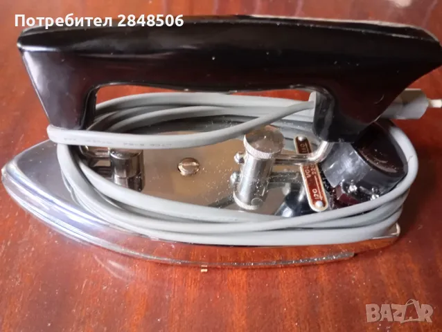 Продавам работеща ретро мини    туристическа     ютия . Произведена в Германия., снимка 7 - Ютии - 50379933