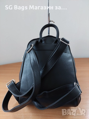 Guess дамска чанта тип раница дамска раница код 16, снимка 6 - Раници - 51741979