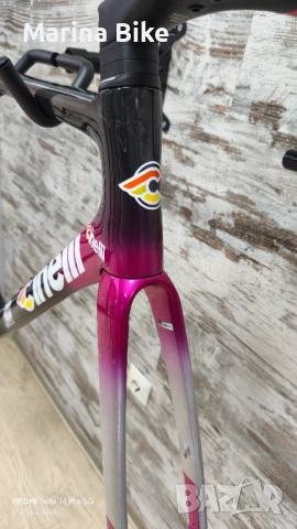 НОВА карбонова шосейна рамка Cinelli Pressure II Team Colpack Disc | L, снимка 9 - Части за велосипеди - 53369093