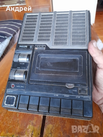Стар касетофон Philips N2214, снимка 2 - Антикварни и старинни предмети - 52311074