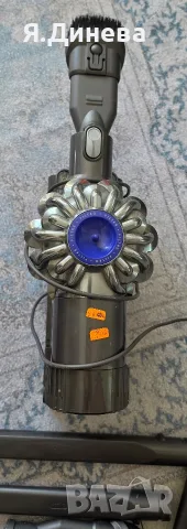 Прахосмукачка Dyson SV8, снимка 4 - Прахосмукачки - 56443953