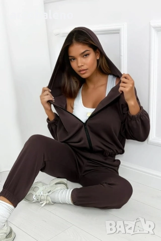 Дамски комплект анцуг Gloria, суитшърт и 7/8 панталон, 3цвята , снимка 14 - Комплекти - 51625457