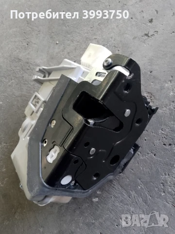 Брави за автомобили от ВАГ групата, снимка 9 - Части - 50815789