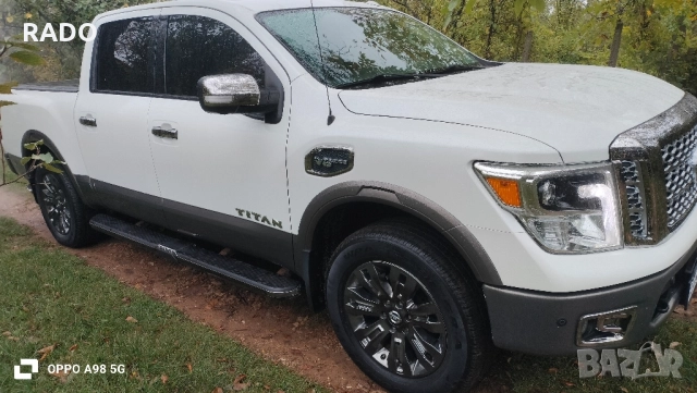 NISSAN TITAN PLATINUM RESERVE 5.6L V8 4x4, снимка 4 - Автомобили и джипове - 52133416