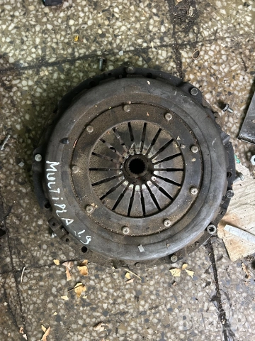 съединител Fiat 1.9 JTD 105кс 2001г Multipla демпферен Маховик Valeo