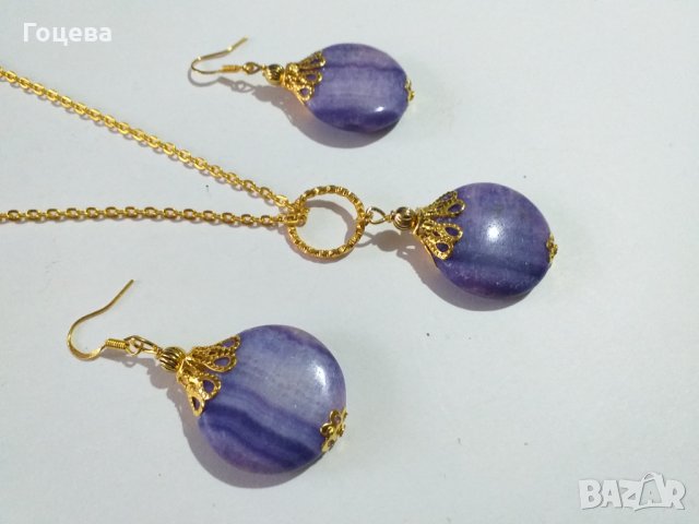 Разкошен комплект бижута с голям кръгъл лилав Ахат и красиви орнаменти в цвят злато , снимка 5 - Бижутерийни комплекти - 34551545