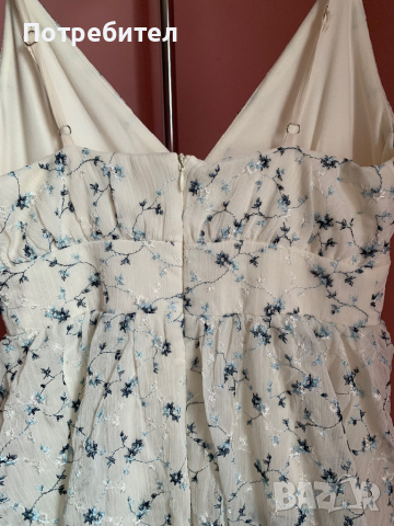 Бяла рокля с бродирани цветя NLY TREND, снимка 9 - Рокли - 44649238