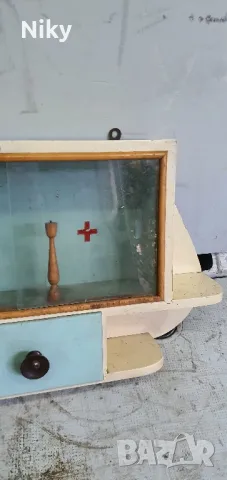 Домашна ретро аптечка , снимка 3 - Антикварни и старинни предмети - 47852962