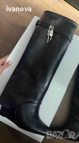 Ботуши актуални широки Givenchy, снимка 9 - Дамски ботуши - 56372859
