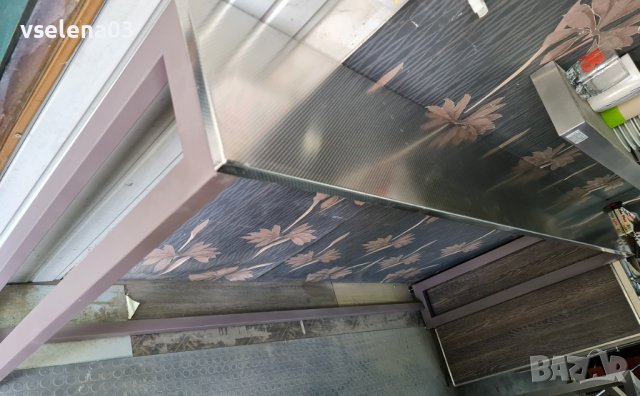 Маса  с иноксов плот за заведение