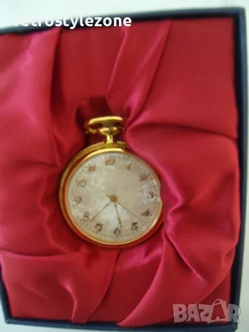 № 7974 джобен часовник   - кварцов механизъм  - работещ  - циферблат - седеф