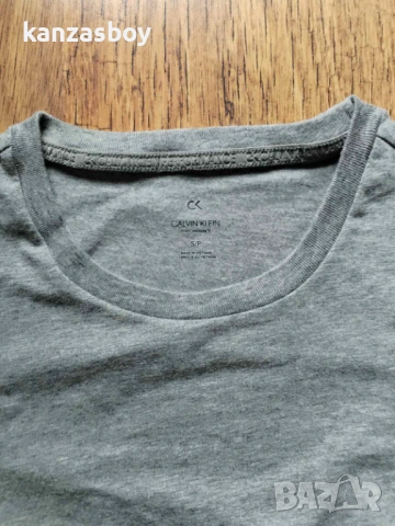 Calvin Klein Performance Women's t-shirt s/s grey - страхотна дамска тениска КАТО НОВА С, снимка 8 - Тениски - 54078361