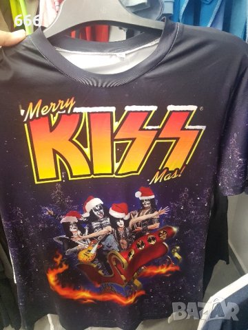 тениска MerryKISSmas