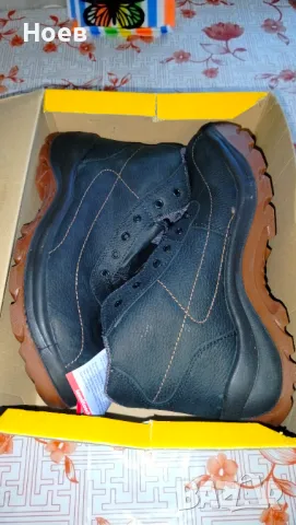 Работни зимни обувки, снимка 2 - Мъжки боти - 48705441