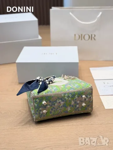 Christian Dior Дамска чанта, кожа, снимка 6 - Чанти - 56323859
