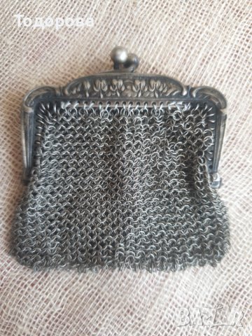 Метално старинно малко дамско портмоне с две прегради, снимка 2 - Антикварни и старинни предмети - 40308844