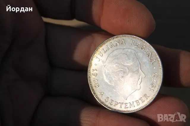 Холандска сребърна монета ''10 гулдена''-/1973-та година/, снимка 5 - Нумизматика и бонистика - 49575956