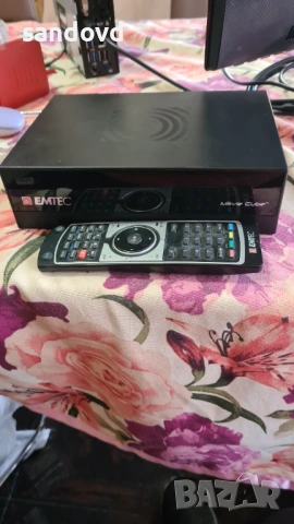 Мулти медия EMTEC Q-800 цена 30 евро