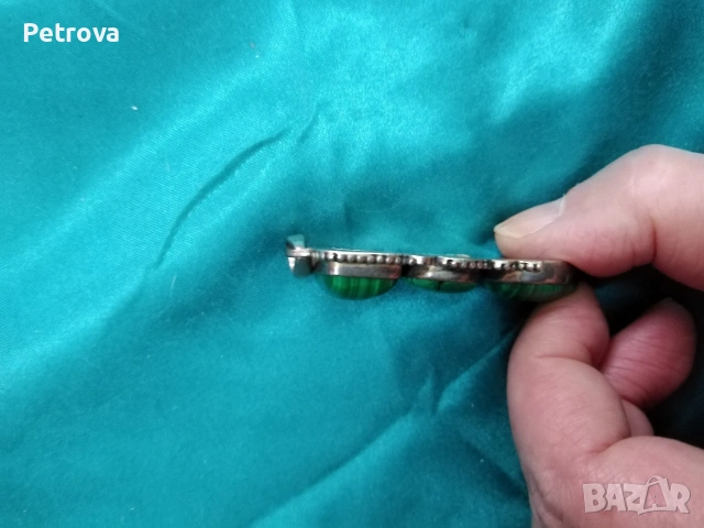 Сребърен медальон с Малахит. Ръчна изработка. Уникат, снимка 4 - Колиета, медальони, синджири - 53134527