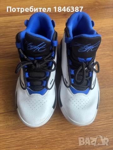 Детски маратонки Jordan max aura 4, снимка 2 - Детски маратонки - 52559091