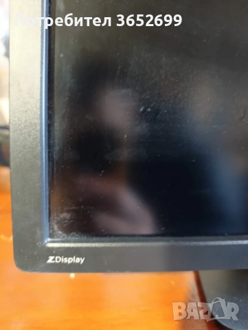 Професионален монитор HP Z24i - използван, снимка 3 - Монитори - 52973739