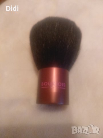 Четка за пудра Bourjois, снимка 1