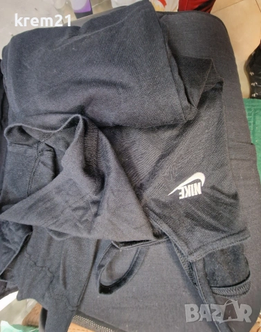 Nike гащеризон широки крачоли номер S, снимка 4 - Спортни екипи - 53258029