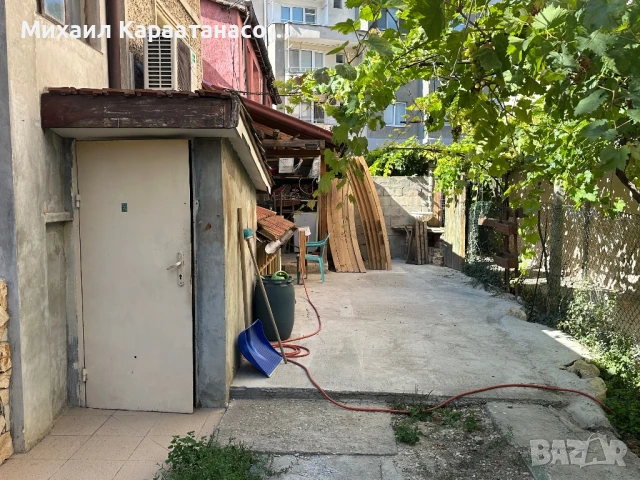 Продавам къща в идеален център на Добрич, 140 м2. Готова за нанасяне!, снимка 2 - Къщи - 51327561