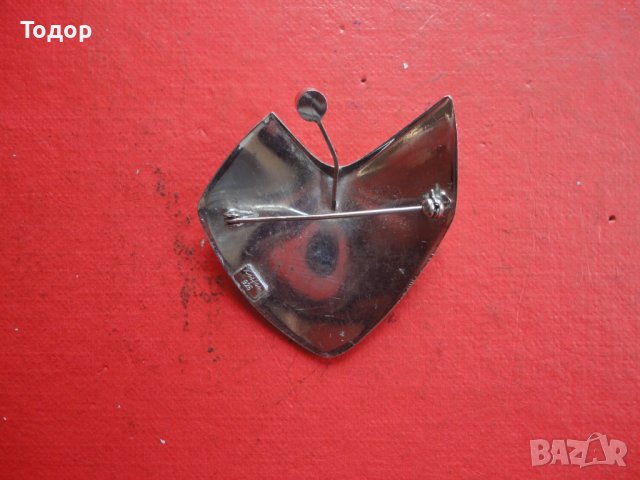 Невероятна сребърна брошка знак 925 , снимка 3 - Колиета, медальони, синджири - 40680158